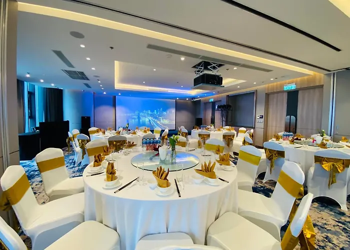 Căn Hộ 2pn View Biển Alacarte Hạ Long, Bể Bơi Vô Cực Hạ Long