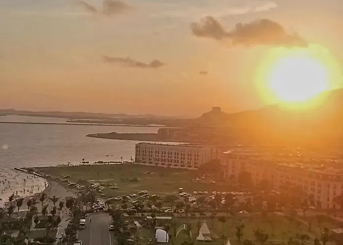 Căn hộ Căn Hộ 2pn View Biển Alacarte Hạ Long, Bể Bơi Vô Cực Hạ Long